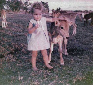 Vacen Taylor - me with a poddy calf
